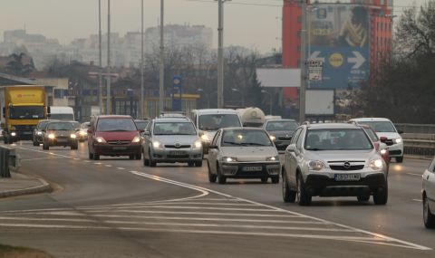 Чака се засилен трафик след почивните дни, най-натоварено ще е на „Тракия”, „Хемус” и „Струма” - 1