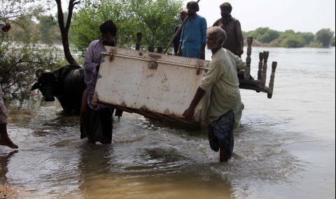 Наводненията в Пакистан нанесоха щети за милиарди долари - 1