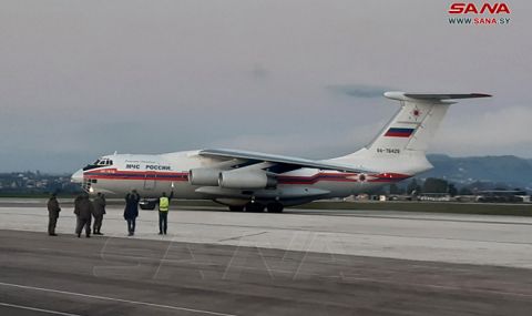 Самолет на руското министерство на извънредните ситуации пристигна в Сирия - 1