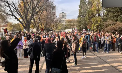 And Varna protested against the draft state budget and demanded the resignation of the government  - 1