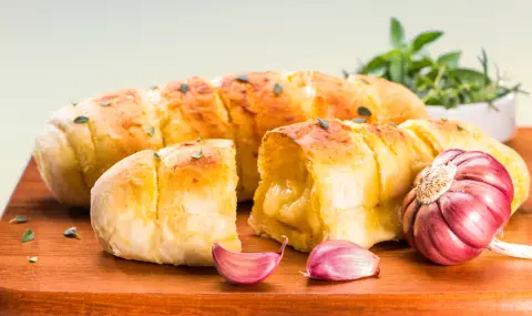 Рецепта на деня: Пълнени чеснови хапки - 1