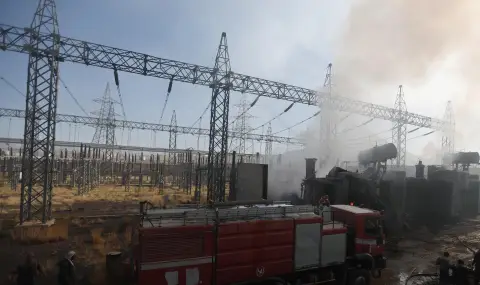 Russia launches massive strikes on Ukraine's energy infrastructure  - 1