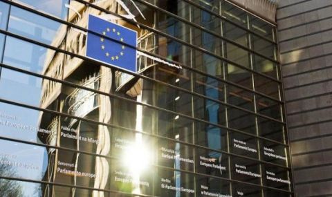 Европарламентът прие с голямо мнозинство регламента за цифровия COVID сертификат - 1