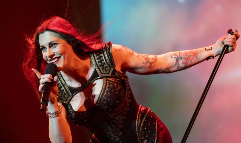 Вокалистката на Nightwish е диагностицирана с рак на гърдата - 1