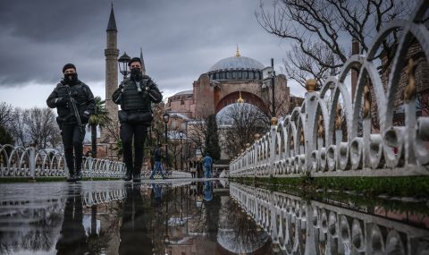 Турски сеизмолог направи страшна прогноза: 9 по Рихтер може да удари Истанбул! - 1