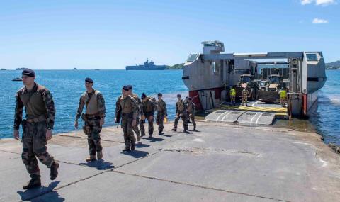 Франция прекъсна участието си в морска мисия на НАТО - 1
