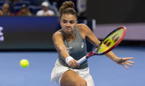 Джазмин Паолини на четвъртфинал в Китай - 1