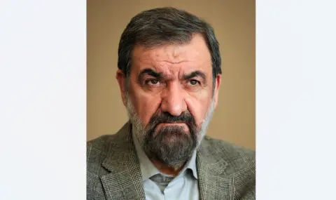 Iran is capable of sending US ships and troops to the graveyard  - 1