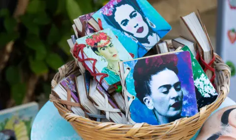 Очаква се автопортрет на Фрида Кало да бъде продаден за 60 милиона долара - 1