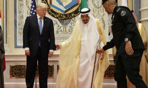 Саудитският крал увеличи заплатите на чиновниците - 1