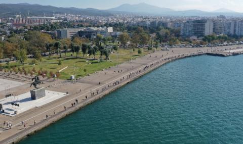 Гърция блокира Солун за две седмици - 1