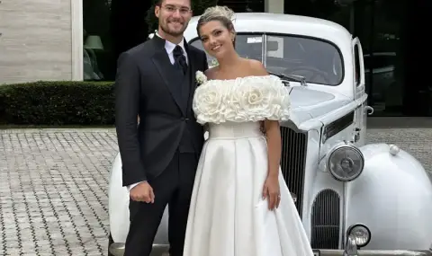 Bitter in BNT! The reporter of Around the world and in our country Teresa Kancheva got married  - 1