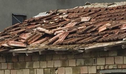Шест месеца затвор за мъж, потрошил покрива на съседа си - 1