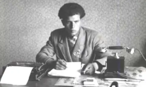 7 май 1930 г.: Роден е Пеньо Пенев - „поетът с ватенката“ - 1