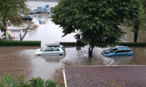 Потоп в Ахтопол ВИДЕО - 1