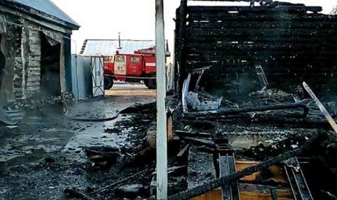 Пожар погуби 11 души в старчески дом в Русия  - 1