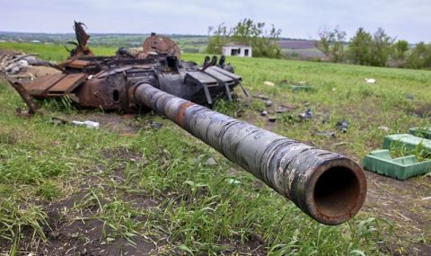 Тежки поражения! Руската армия е загубила 5 хиляди танка на фронта в Украйна - 1