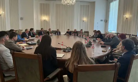 ЦИК се срещна с представители на ПАСЕ за изборите