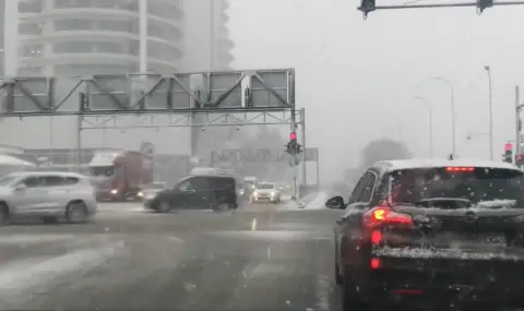 В разгара на зимния сезон: Голяма част от Варна остава без сключени договори за снегопочистване