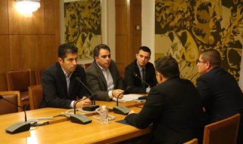 ПП и "Възраждане" разговаряха 10 минути за бюджета - 1