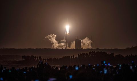 Голям успех в Космоса за Китай - 1
