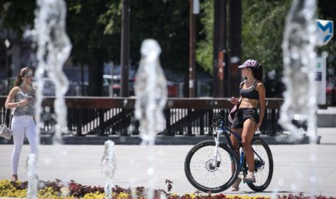 Става още по-горещо - 1