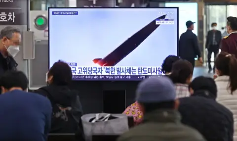 Пхенян изстреля няколко балистични ракети  - 1