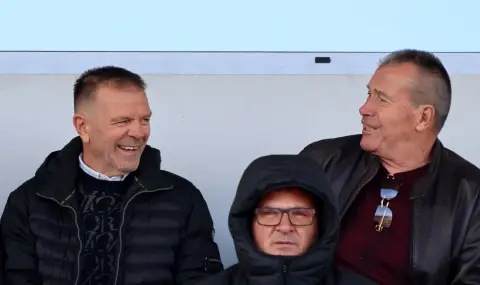 Майкъла за ЦСКА: Стойчо Младенов да е треньор, а Бербатов - директор - 1