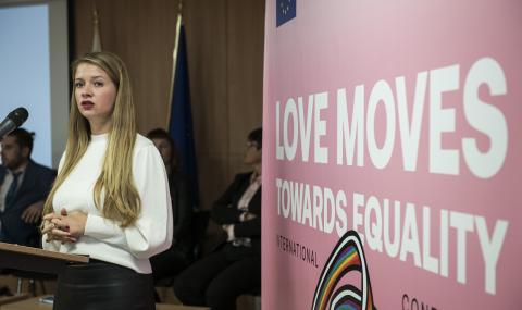 България e сред малкото страни без брачно равенство в ЕС (ВИДЕО) - 1