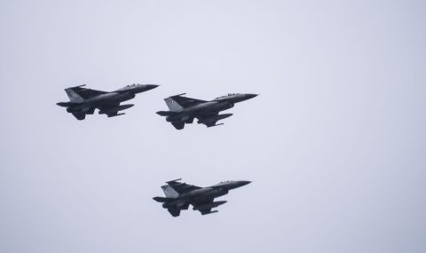 Нидерландия обмисля да предаде F-16 на Украйна след обучение на пилотите - 1