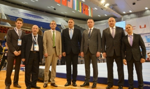 Министър Кралев откри Световната купа по спортна гимнастика във Варна - 1