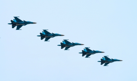 Русия "бълва" нови бойни самолети и хеликоптери - 1