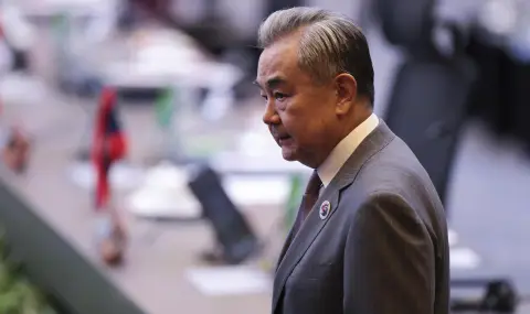 Китай предлага посредничество в конфликта между Тайланд и Камбоджа - 1