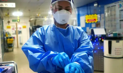 French hospitals fear shortage of medical supplies due to blockade of Strait of Hormuz  - 1