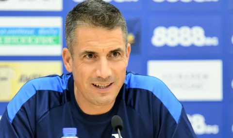 Julio Velasquez recorded victory #50 at the helm of Levski - 1