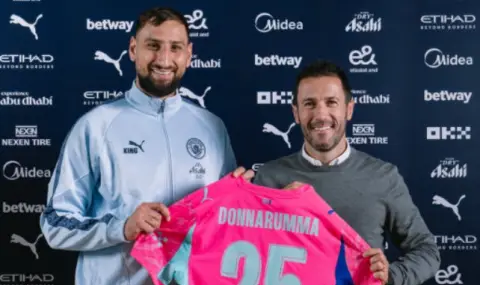 Манчестър Сити представи официално Донарума - 1