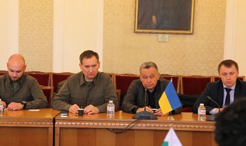ДБ и ПП също се срещнаха с украински депутати - 1
