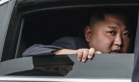 Комунизмът на Ким! 10 млн. севернокорейци гладуват - 1
