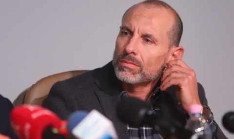 Мартин Петров: Срам ме е! Направиха ни за смях! - 1