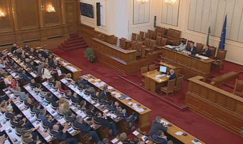 Връщането на хартиената бюлетина отпадна от седмичната програма на НС - 1