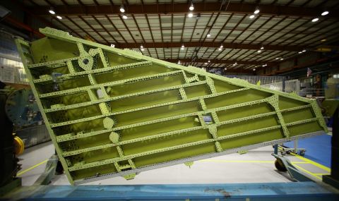 IAI започва да сглобява крилата за българските Ф-16 - 1