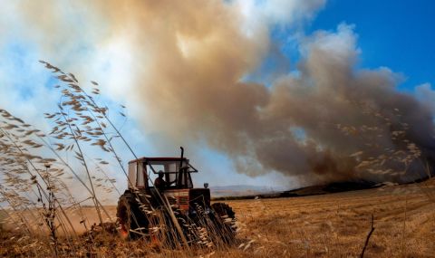 Гръцки села получиха предупреждение за евакуация заради горски пожар - 1