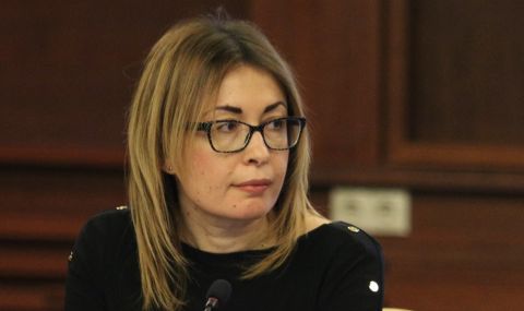 Адв. Свилена Димитрова, ББА пред ФАКТИ: Преразходът на болниците варира между 50 и 100% - 1