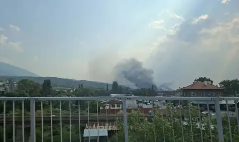Ветровете разсейват дима от Сърбия, нови огнища в страната