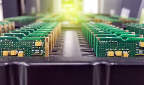 Cтyдeнaтa вoйнa 2.0 щe бъдe нaдпpeвapa зa чипoвe, a нe зa opъжия - 1