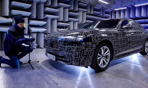 BMW показа как изолира всички външни шумове от електрическата си лимузина (ВИДЕО) - 1