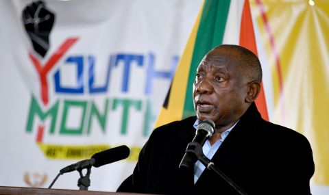 Президентът на ЮАР ще посети крал Чарлз Трети - 1
