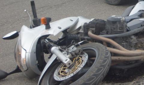 Мотоциклетист пострада тежко при катастрофа в София - 1