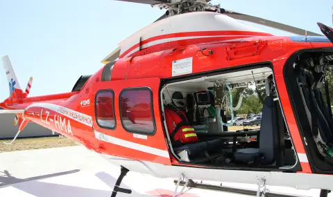 Медицинският хеликоптер взе припаднал човек от Черни връх - 1