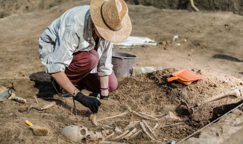 Откриха гроб на повече от 1000 години в Мексико по време на строеж (СНИМКА) - 1
